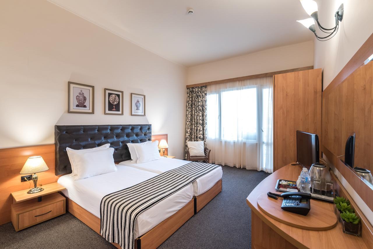 Lotus Family Hotel - Free Parking Sunny Beach Ngoại thất bức ảnh