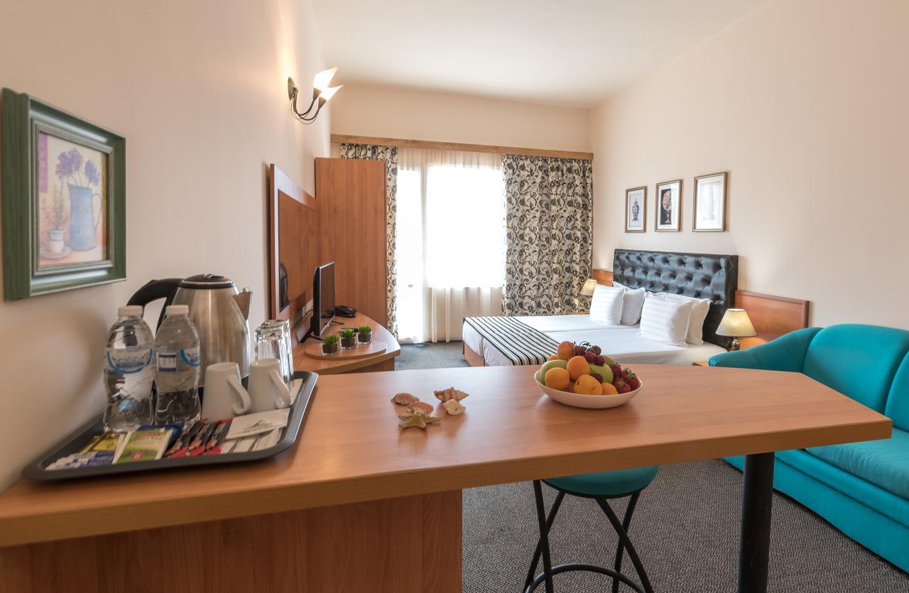 Lotus Family Hotel - Free Parking Sunny Beach Ngoại thất bức ảnh